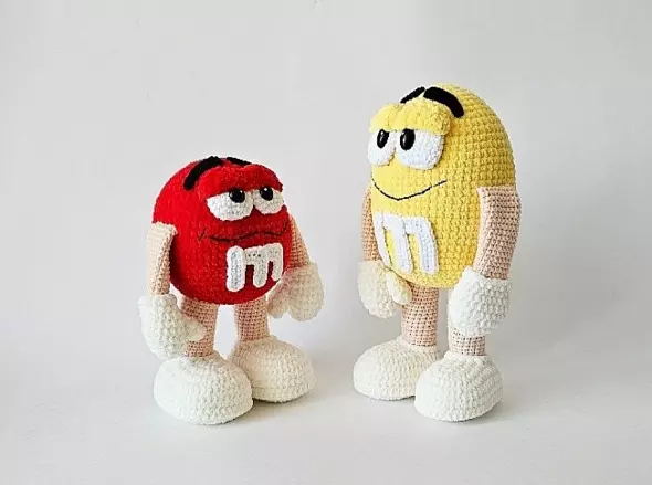 Конфеты M&M's крючком. Схема вязания 2шт