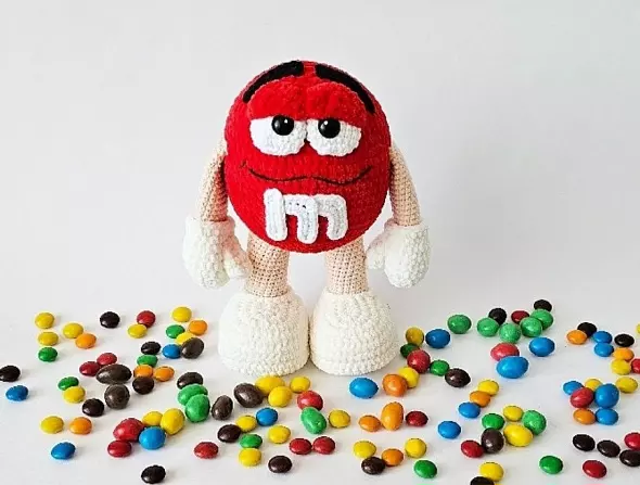 Конфеты M&M's крючком. Схема вязания 2шт